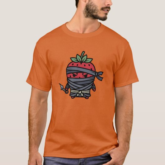 Cute Strawberry Ninja Assassin Japanese Pop Art Tシャツ (正面)