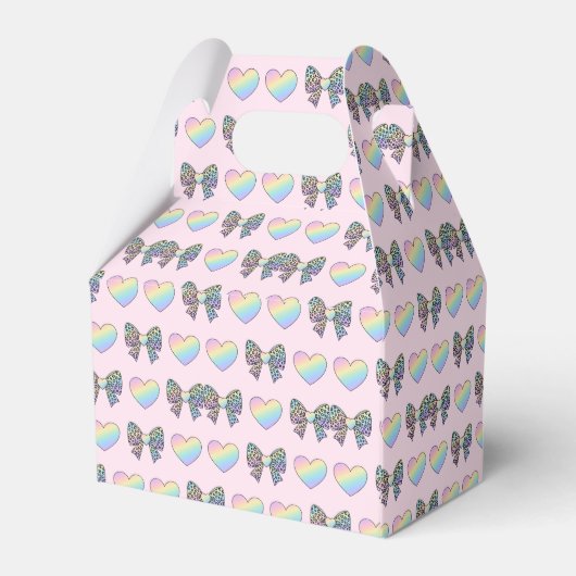  cute sweet rainbow hearts pastel gradient pattern フェイバーボックス (裏面サイド)