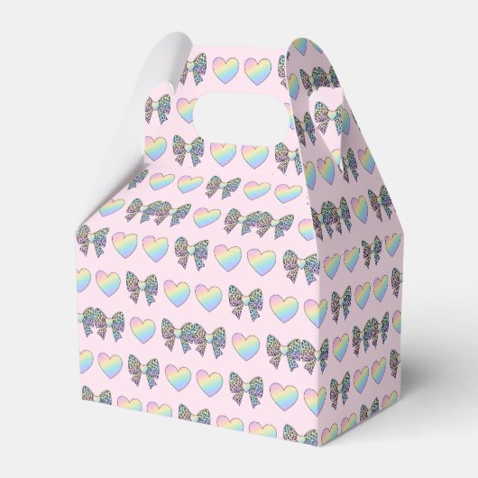  cute sweet rainbow hearts pastel gradient pattern フェイバーボックス (正面サイド)