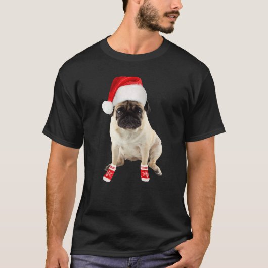 Cute Tan Pug Puppy Santa Hat Socks Image Christmas Tシャツ (正面)
