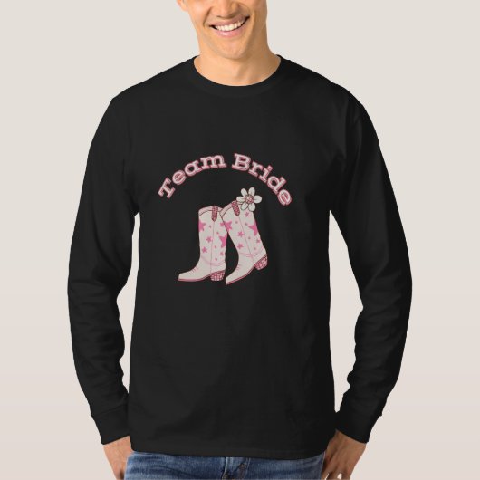 Cute Team Bride daisy cowboy boot western bachelor Tシャツ (正面)
