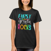 Cute Team First Grade Hello 1st Grade Rocks Back T Tシャツ (正面)