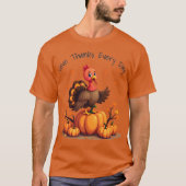 Cute Thanksgiving Turkey Autumn Pumpkins Scene Tシャツ (正面)