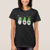 Cute Three Gnome Shamrock Happy St Patrick's Day Tシャツ (正面)
