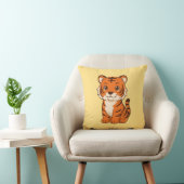 Cute Tiger Cub on Yellow クッション (椅子)