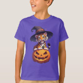 Cute Tiger Cub Wearing Witch Hat Tシャツ (正面)
