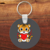 Cute Tiger Holding Heart Kawaii Valentines Day Men キーホルダー (正面)