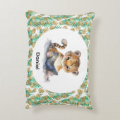 Cute Tiger Reading a Book アクセントクッション (裏面(縦))