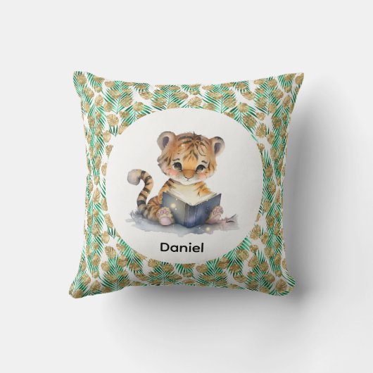 Cute Tiger Reading a Book クッション (裏面)