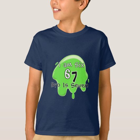 Cute Trending Slime 6 7 Green Personalize Kids Tシャツ (正面)
