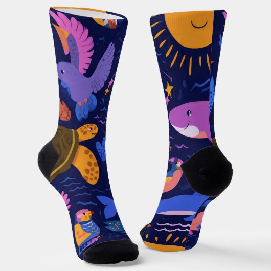 Cute Tropical Animals Crew Socks Gift ソックス (傾斜あり)