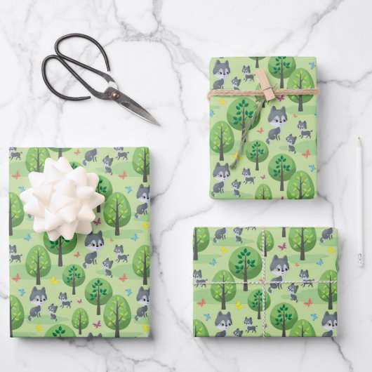 Cute twin wolf babies and Mom tiled pattern  ラッピングペーパーシート (正面)
