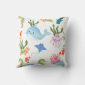Cute Underwater Friends – Ocean Animals Pattern  クッション (裏面)