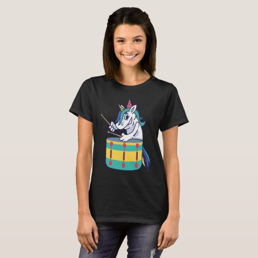 Cute Unicorn Playing Snare Percussion Snare Drumme Tシャツ (正面フル)