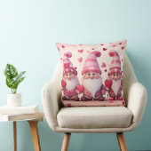 Cute Valentine Gnome Throw Pillow クッション (椅子)