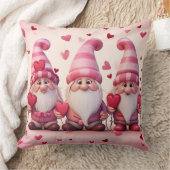 Cute Valentine Gnome Throw Pillow クッション (ブランケット)
