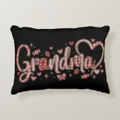 Cute, whimsical and warm Grandma Accent Pillow アクセントクッション (正面)