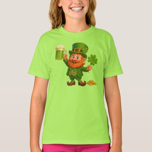 Cute/whimsical leprechaun Saint Patrick's Day  Tシャツ (正面)