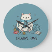 Cute White Cat Knitting Happy Hobbyist Room Decor ラージ壁時計 (正面)