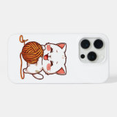 Cute White Cat Playing with Woolen Ball Cover iPhoneケース (裏面横)