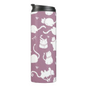Cute White Cats Pattern on Mauve Background タンブラー (回転右)