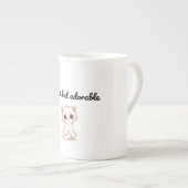 Cute White Kitten Mug – Fun Gift for Cat Lovers &  ボーンチャイナマグカップ (正面右)