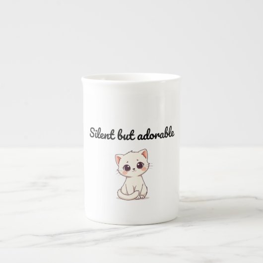 Cute White Kitten Mug – Fun Gift for Cat Lovers &  ボーンチャイナマグカップ (正面)