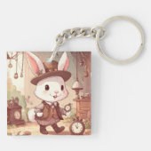 Cute White Rabbit Wonderland Whimsical Timekeeper キーホルダー (裏面)