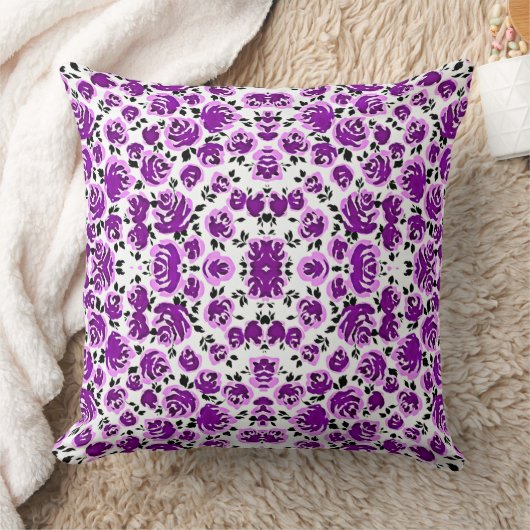 Cute white violet roses patterns クッション (ブランケット)
