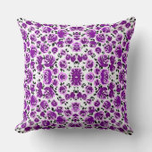 Cute white violet roses patterns クッション (正面)