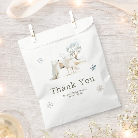 Cute Winter Arctic Wolf Baby Shower フェイバーバッグ (クリップ留めされた状態)