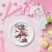 Cute Witch and Kitten on a Broom ペーパープレート (パーティー)