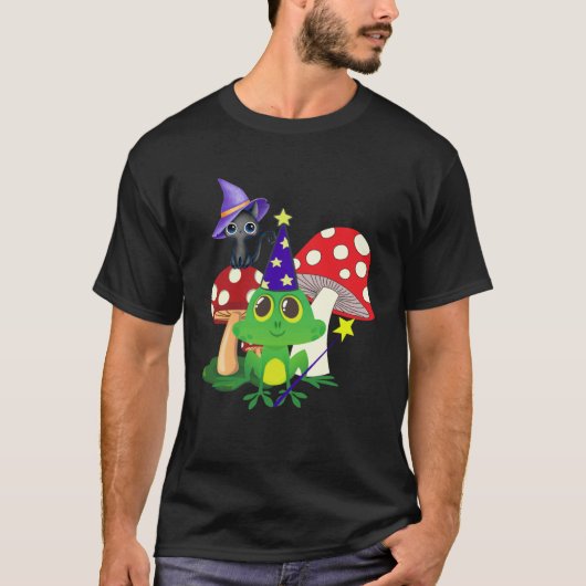 Cute Wizard Frog and Witch Black Cat Mushrooms Hal Tシャツ (正面)