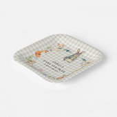Cute Woodland Animals Baby Shower Gingham Plates ペーパープレート (傾斜あり)