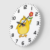 Cute Yellow Cartoon Chick with Flower ラージ壁時計 (傾斜)