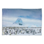 Cutest Baby Animals | Emperor Penguin Colony 枕カバー (裏面)