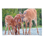 Cutest Baby Animals | Fawn with Babies 枕カバー (正面)
