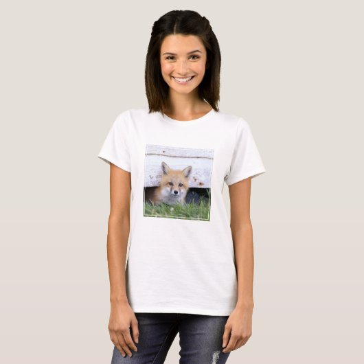 Cutest Baby Animals | Red Fox Kit Peeking Tシャツ (正面フル)