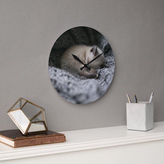 Cutest Baby Animals | Tiny Kitten Sleeping ラージ壁時計 (オフィス)
