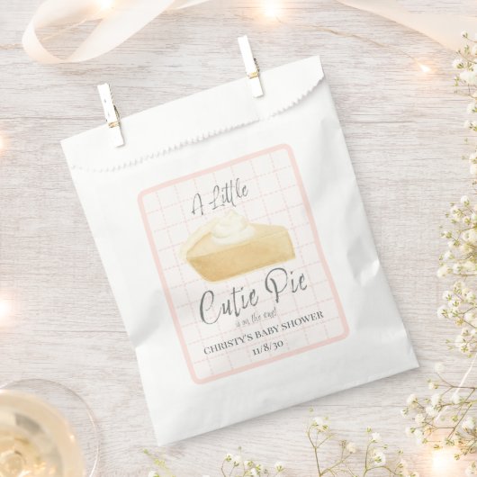 Cutie Pie Girl Fall Baby Shower Favor Bags  フェイバーバッグ (クリップ留めされた状態)