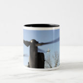 CV-22オスプレイが離陸の準備をする ツートーンマグカップ (中央)