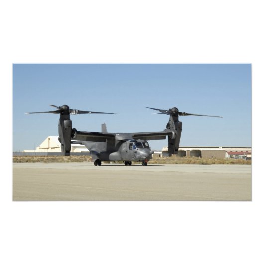 CV-22オスプレイが離陸の準備をする フォトプリント            (正面)