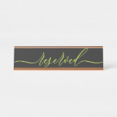 Cyber Lime Jet Black Script Table Reserved デスクネームプレート (正面)