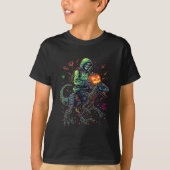 Cyber Neon Skeleton Riding Robo Dino – Halloween Tシャツ (正面)