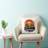 Cycologist Bike Adventure：サンセットグラフィックティー クッション (椅子)