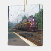 Cyrm Lynne PAのPRR E8a 5711 セラミックオーナメント (左)