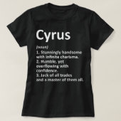 CYRUS定義名パーソナライズされた誕生日 Tシャツ (デザイン正面)