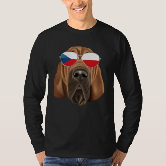 Czech Flag Bloodhound Dog Czech Republic Pocket Tシャツ (正面)
