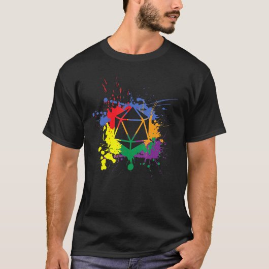 D20サイコロLgbtqユニティプライドギークレインボーロレプレイイン Tシャツ (正面)