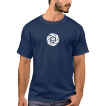 D20 APERTURE Tシャツ